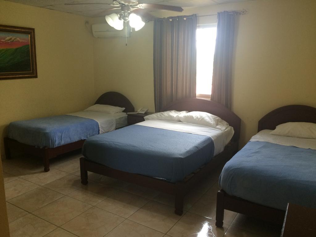Don Jesus Hotel Las Tablas Bilik gambar